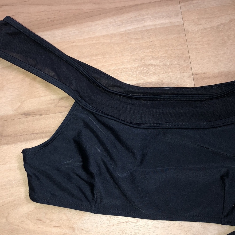 Two piece bikini - Picture 2 of 6
